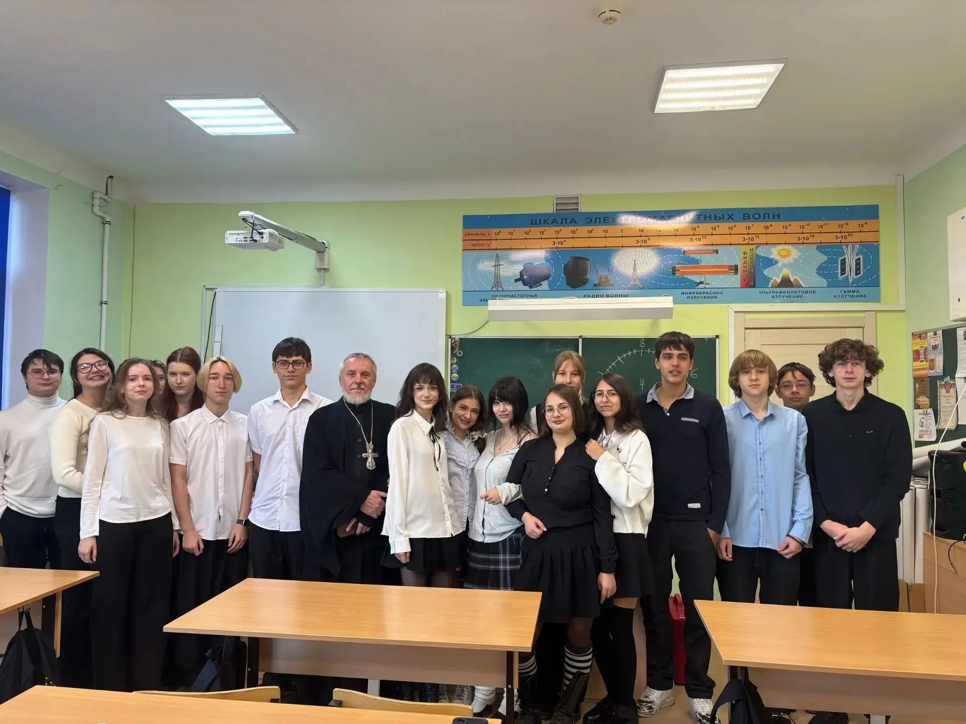 Встреча с отцом Александром: Разговор о вечных ценностях🕊️