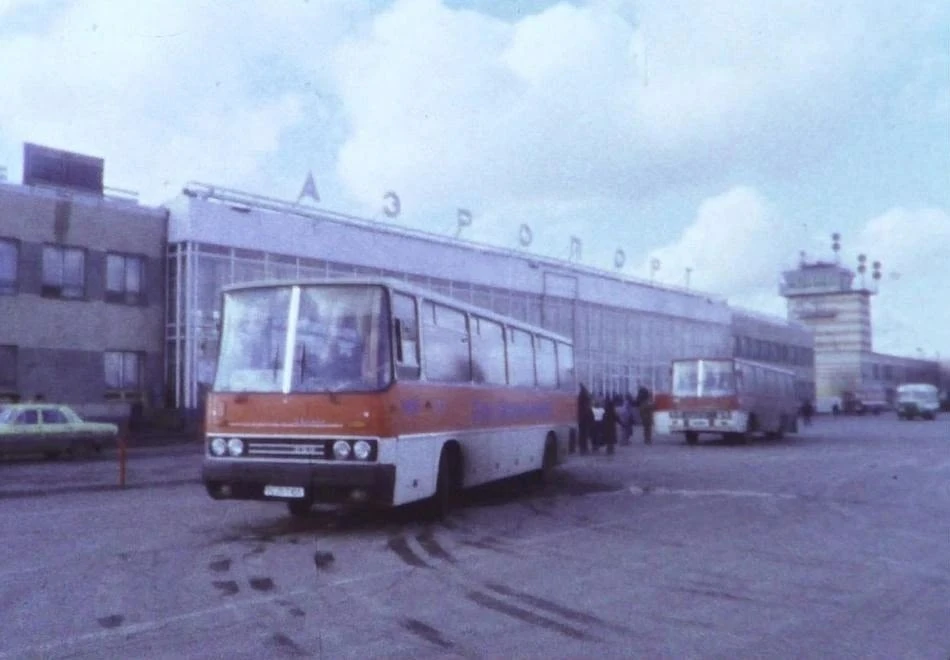 Октябрь 1986 года, аэропорт «Рощино»