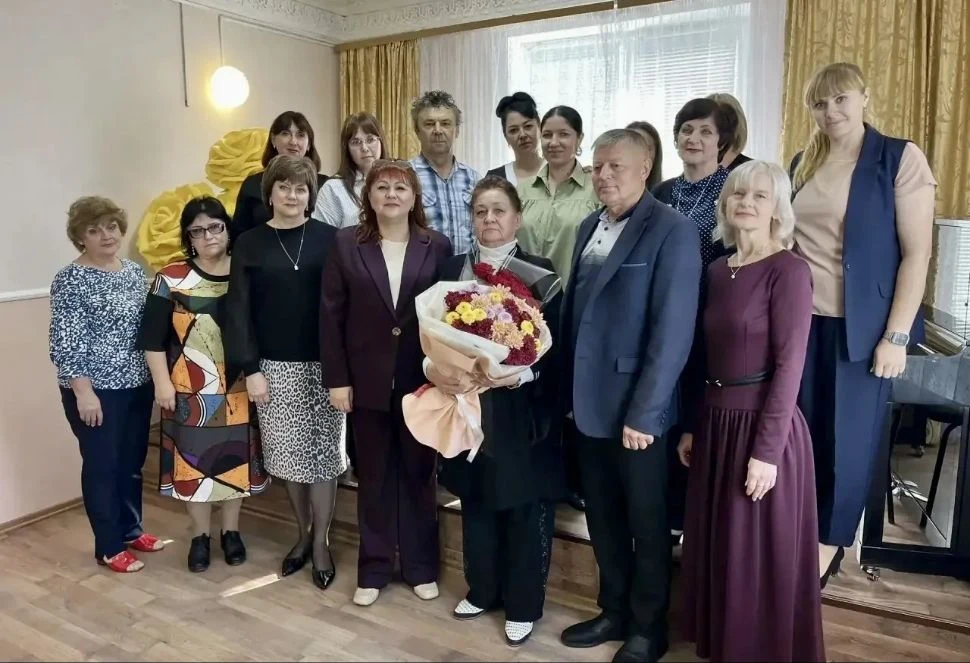 🎼Трудилась в одной школе почти полвека!
