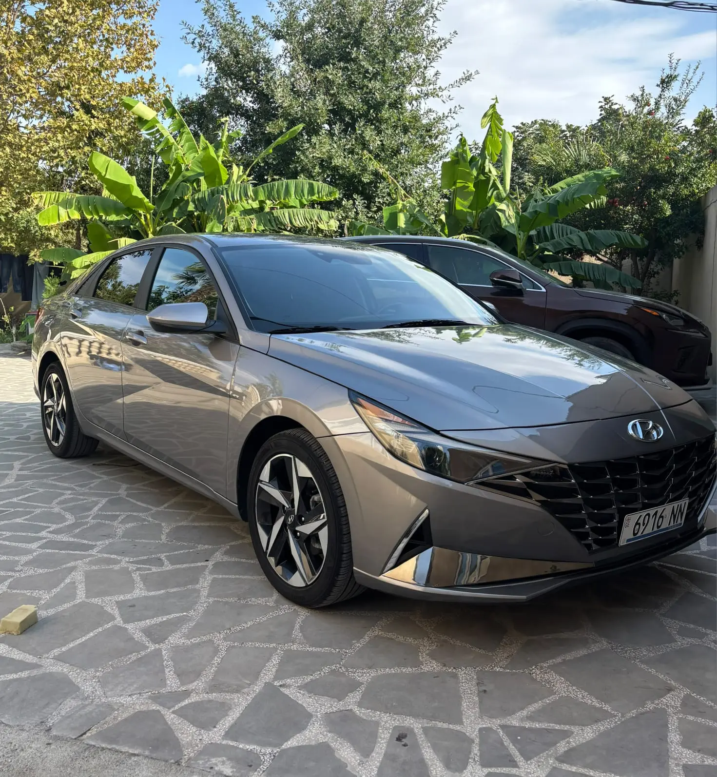 Hyundai Elantra Sel 2.0 2023 цена под ключ с документами на РФ 1.820 млн руб +79058338007