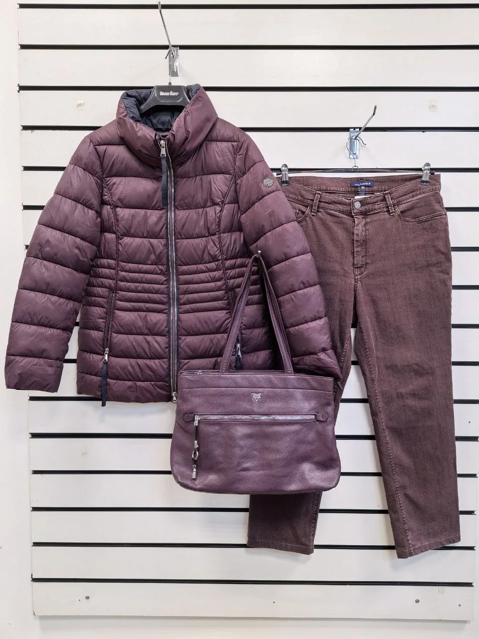 🍇Демисезонная стеганая куртка от бренда Gerry Weber в глубоком бордовом (винном) цвете.