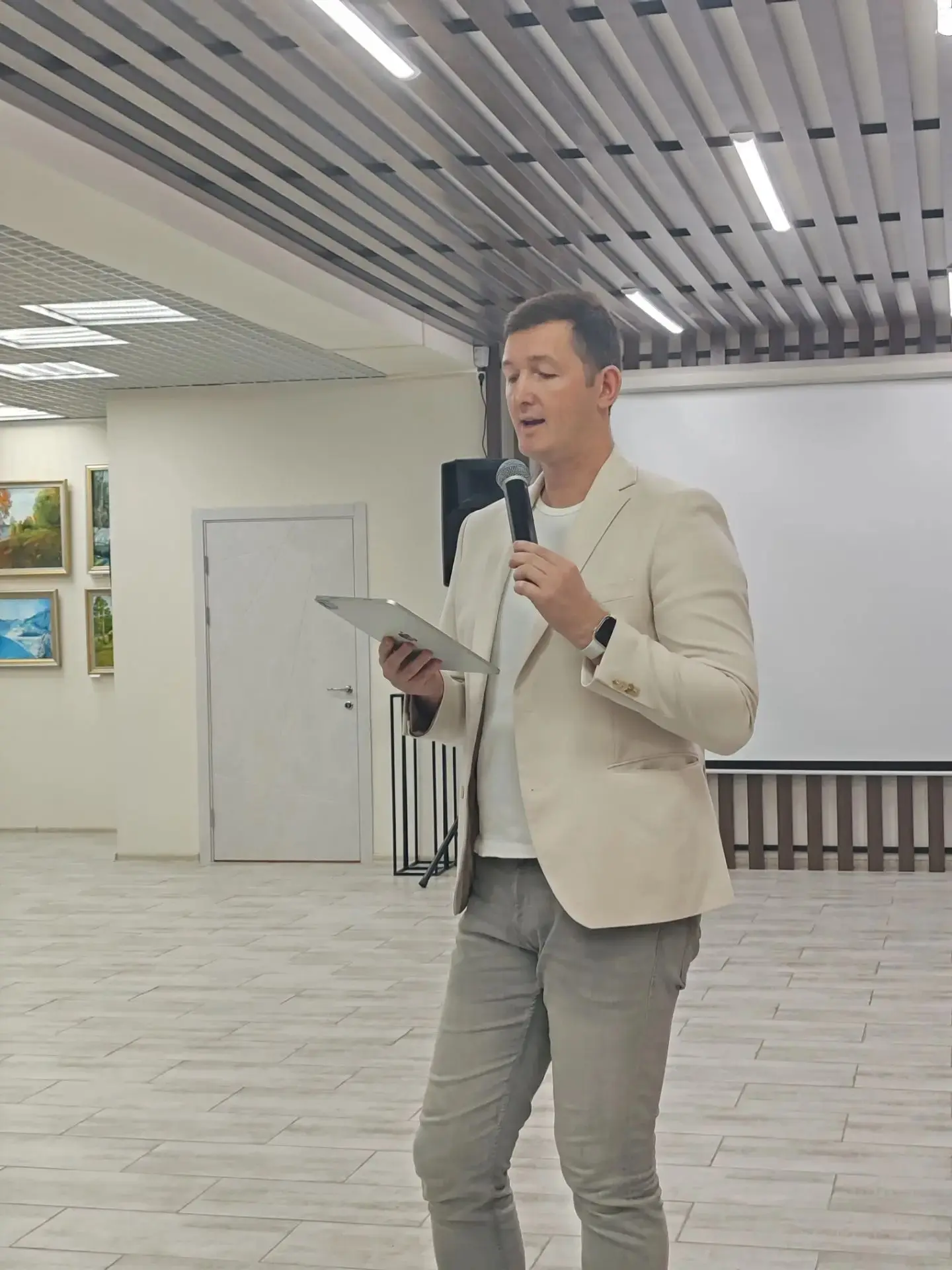 🧩 В Шелехове стартовал четвёртый сезон Школьной лиги «Что? Где? Когда?»