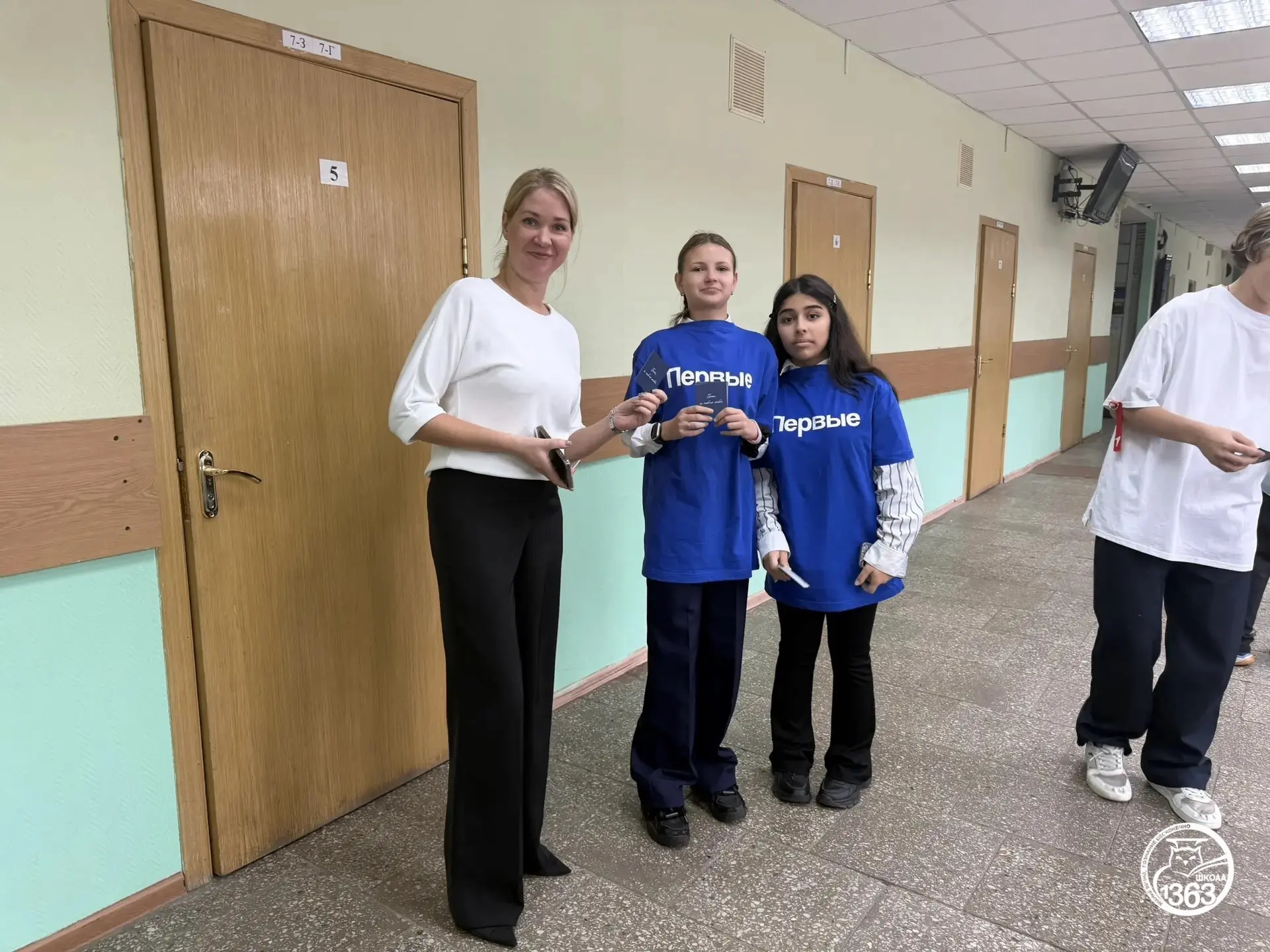 💌В школе №1363 завершилась акция «Папентинки» ко Дню отца
