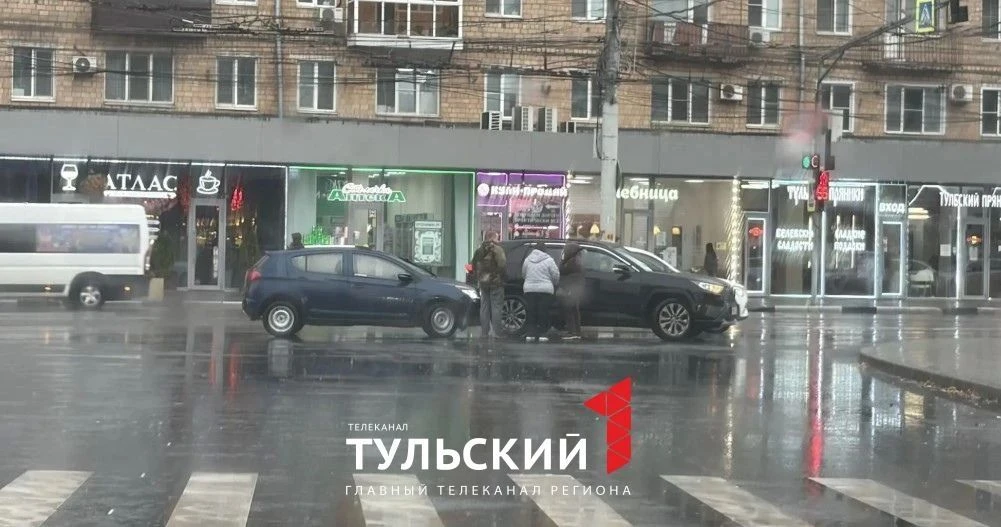 📌 На Красноармейском проспекте в Туле произошло ДТП