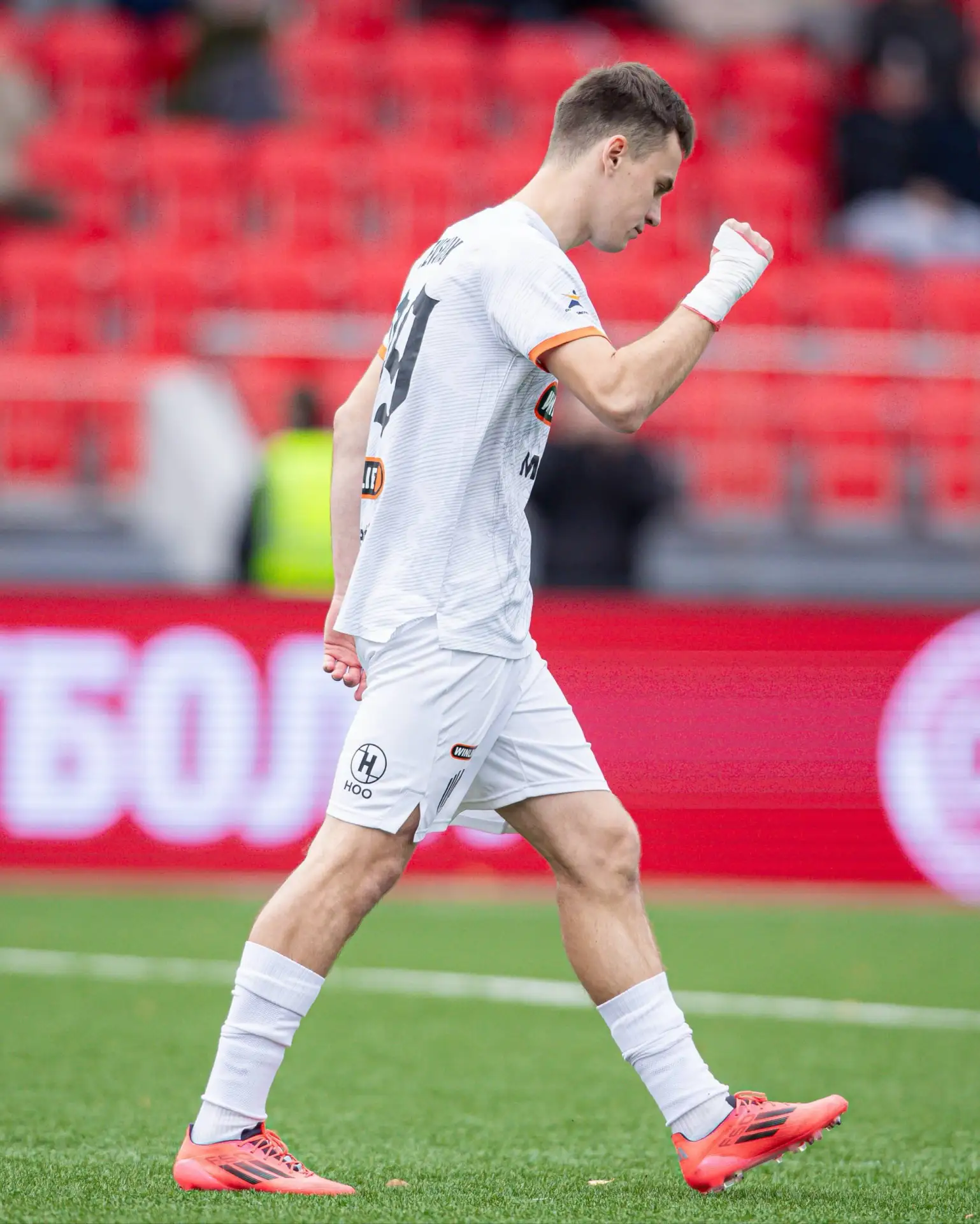 ⚽️ «Амкал» обыграл Prime Squad (2:0) в первом матче 1/4 финала WINLINE МФЛ-2026