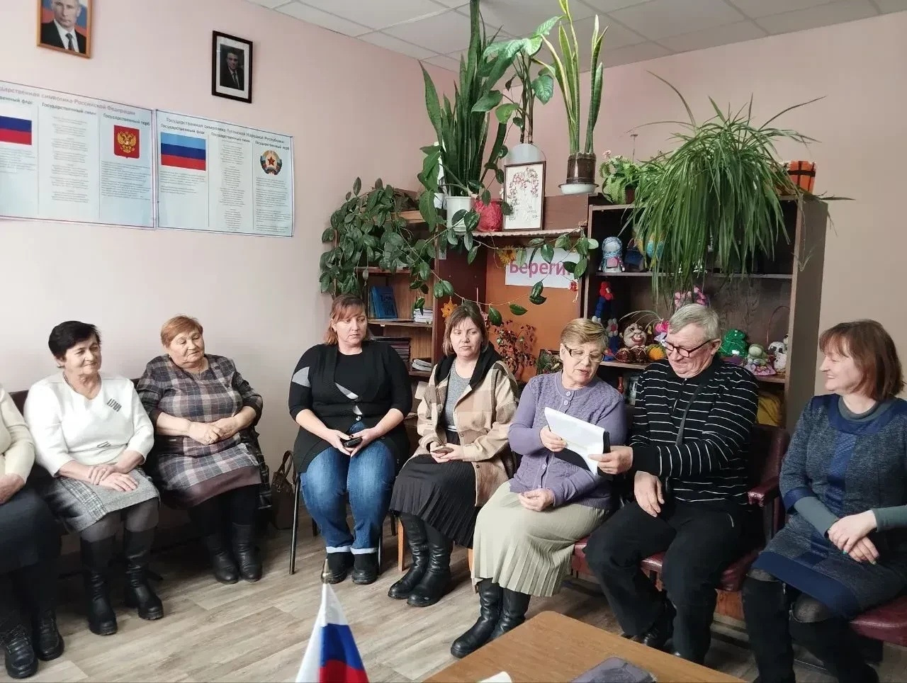 Библиотека-филиал №6 МБУ "АГЦБС" пгт Верхний Нагольчик вместе с клубом провели Час памя...