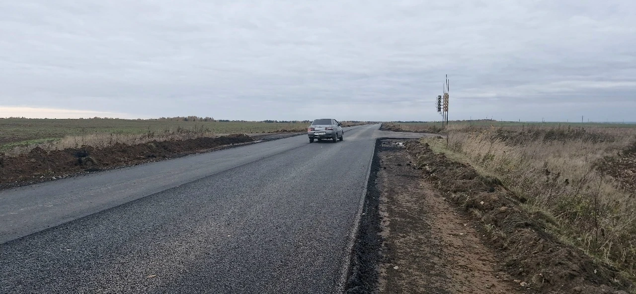 Первым слоем укатали. 🚧
