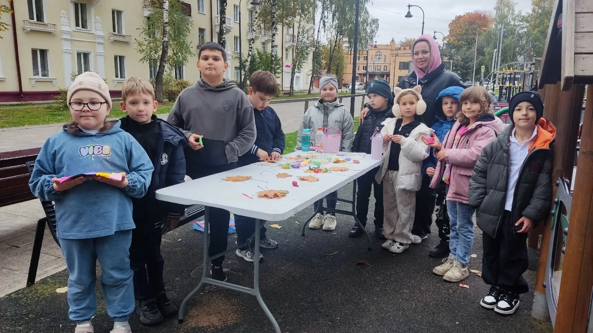 Делимся с вами фотографиями с пятничной Мастерской в парке 📷