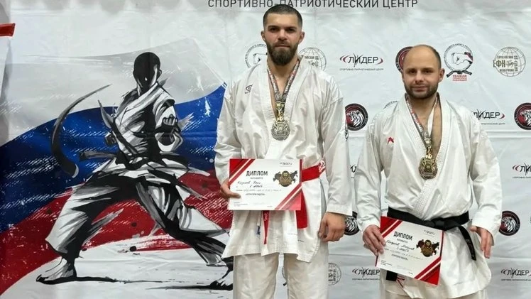 🥋 Юные каратисты из Щёлково — с медалями чемпионата Московской области.