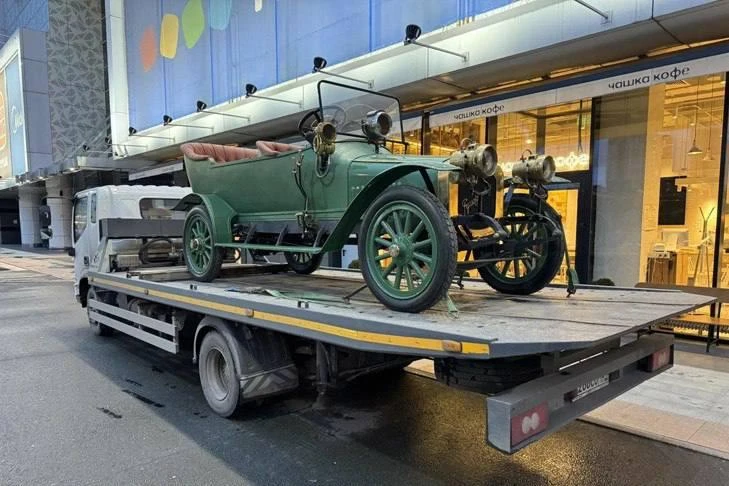 🏢 В Новосибирске восстановили редкий «Руссо-Балт» 1912 года