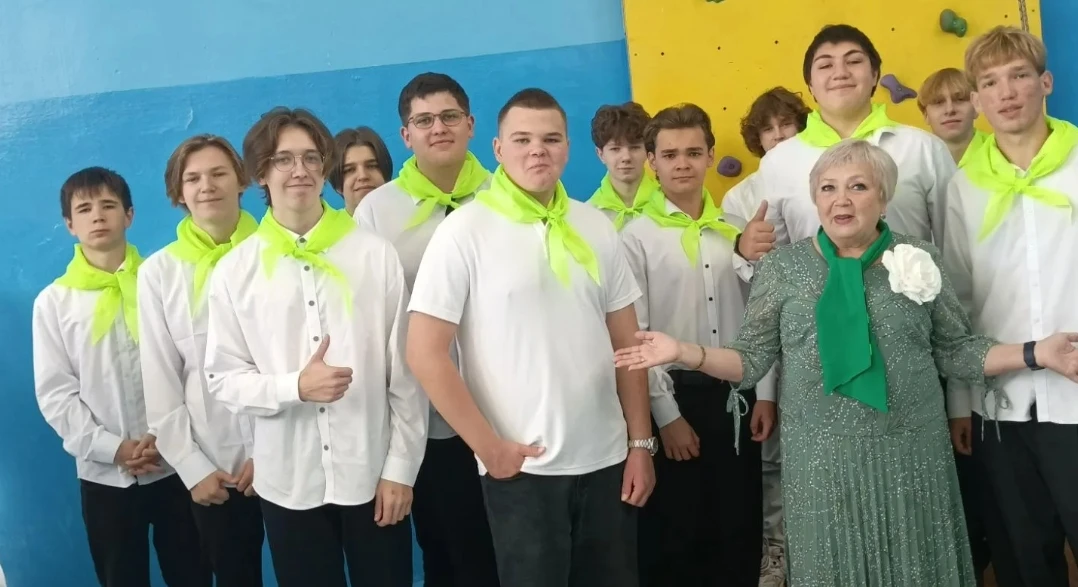 Ну,что,проводила Я своих детей очередной раз в школу 🤣