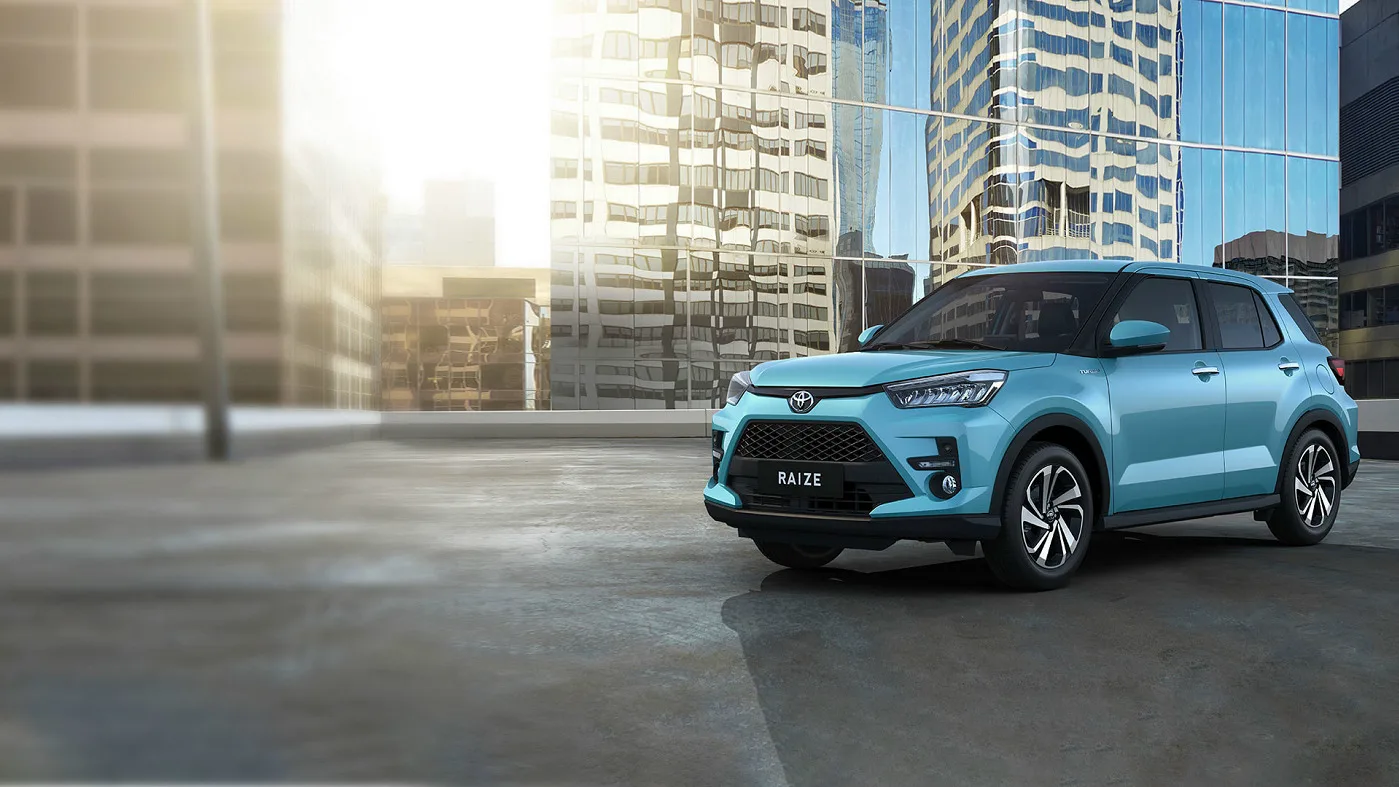 Дешевле самого доступного «китайца»: в Россию привезли новый кроссовер Toyota — цена по...