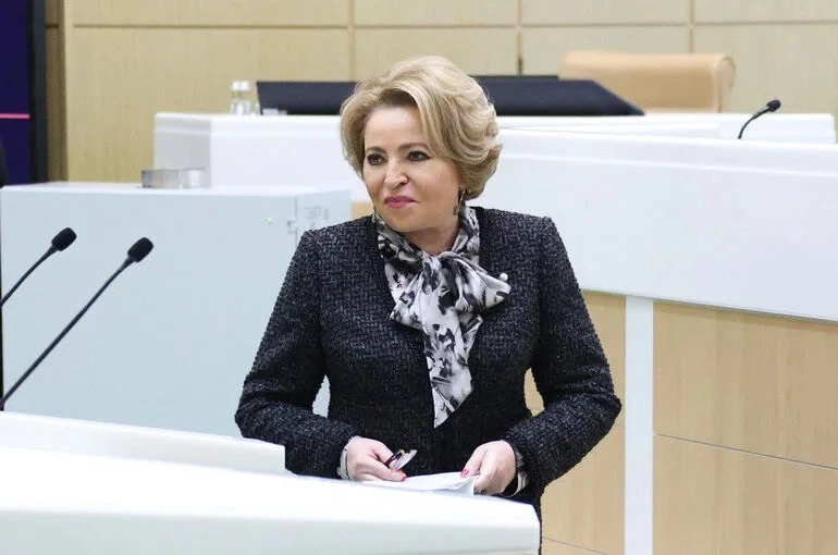 Валентина Матвиенко поздравила Фёдора Щукина с избранием и вступлением в должность глав...