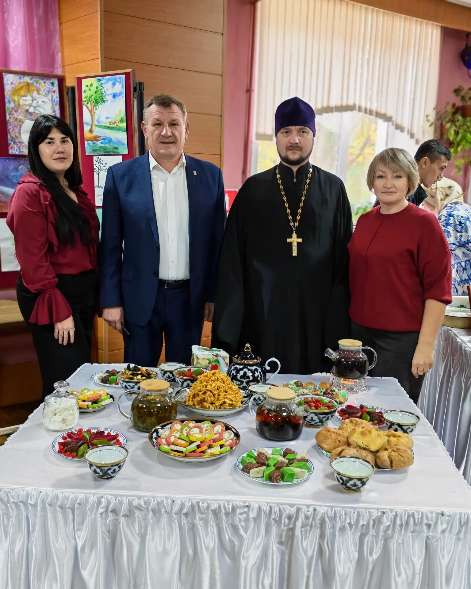 Сегодня коллектив нашего детского сада принял участие в торжественном приеме гостей Фед...