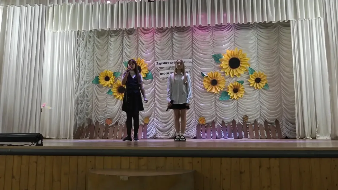 🎉 «Здрасте, люди дорогие! Песни достойные!» 🎶