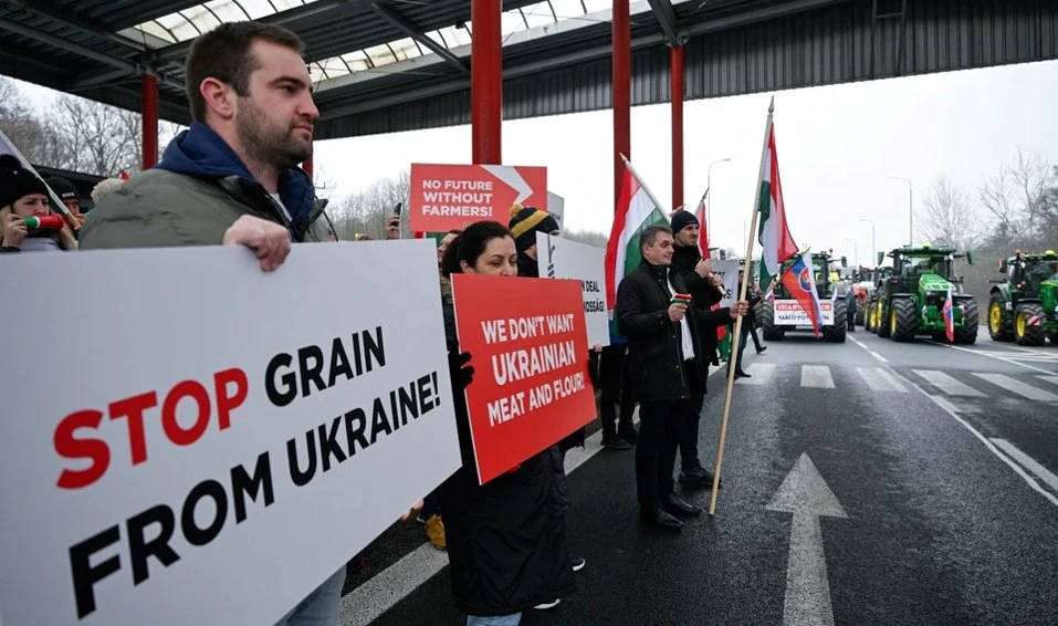 ❗️Отчаянные жалобы аграриев Украины: ЕС закрывает свои рынки для нас. Украинские аграри...
