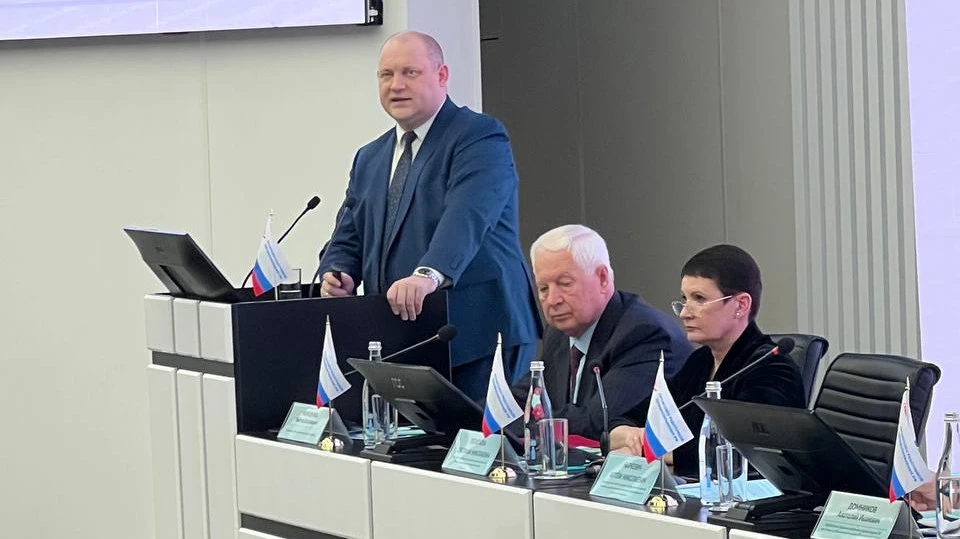 Минздрав РФ совместно с профильным профсоюзом активизировал работу в регионах по разъяс...