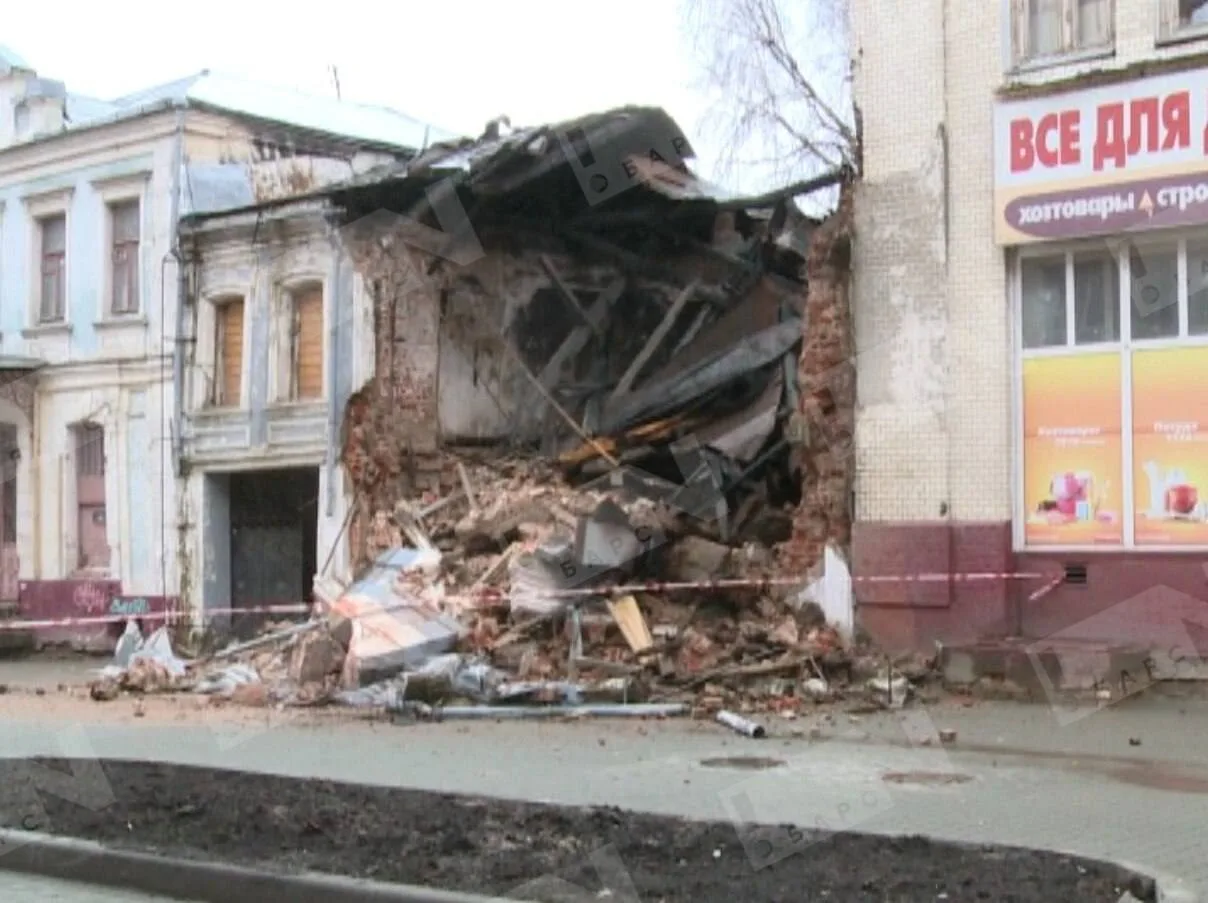 🏚 В Иваново спустя 17 лет начали восстанавливать сгоревший дом купчихи Синёвой.