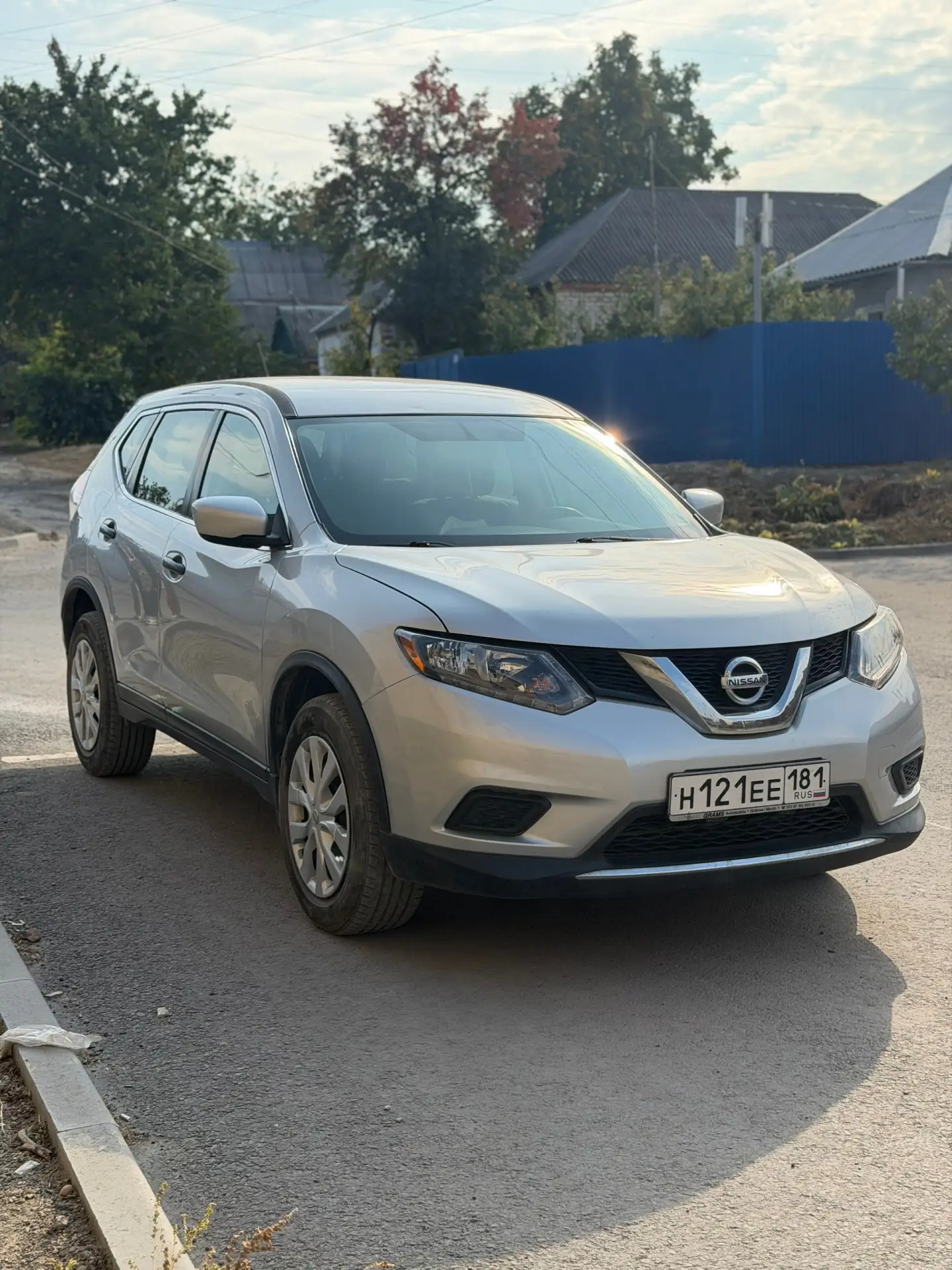 Nissan Rogue 2016 с пробегом 105 тысяч. Один владелец в РФ.