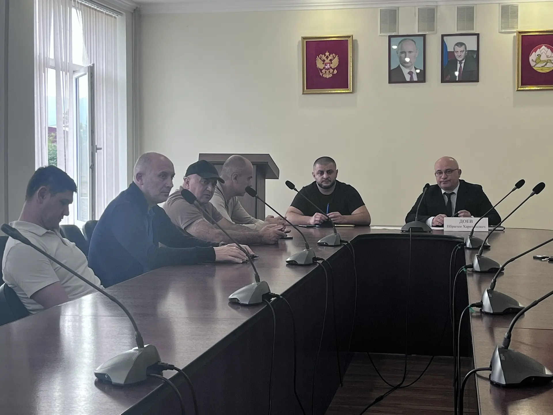 Встреча врио главы администрации с арендаторами Алагирского района