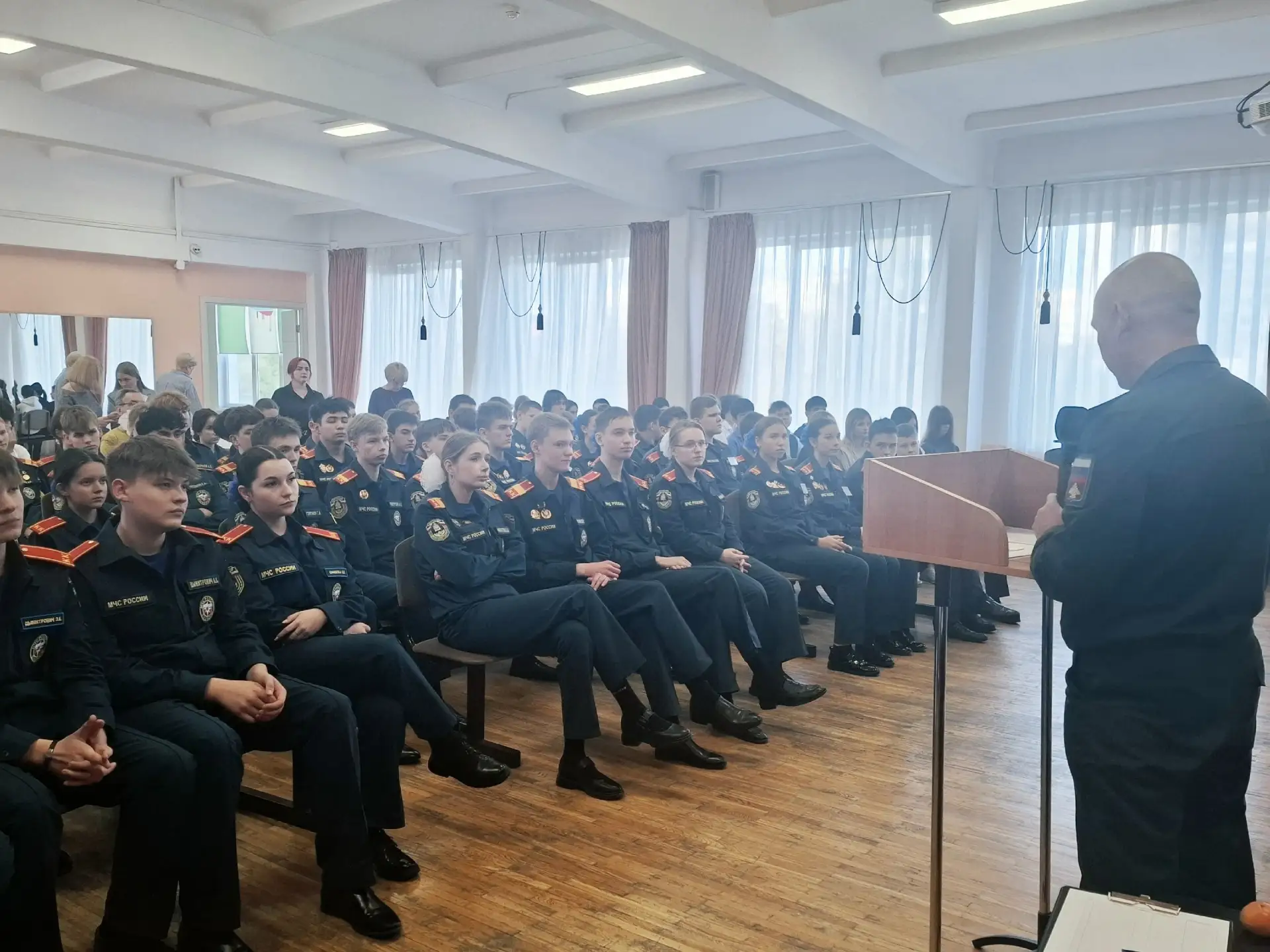 14 октября в школе прошло профориентационное занятие "Космос начинается на земле", кото...