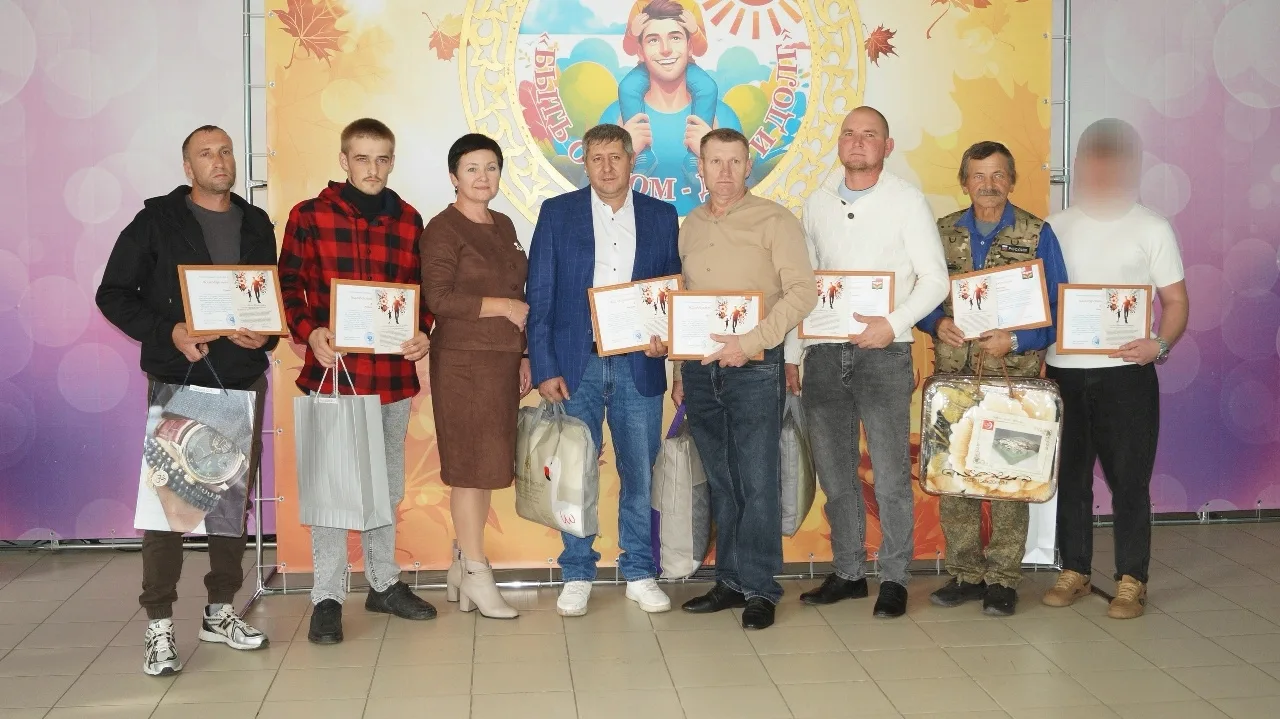 💥В преддверии Дня отца в Советском ДНТ состоялось праздничное мероприятие, на которое ...