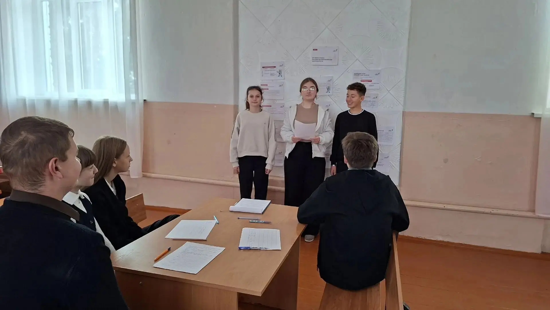 Первое занятие «Школы актива» Совета Первых ГБОУ ЛНР "Новобелянская СШ": учимся организ...