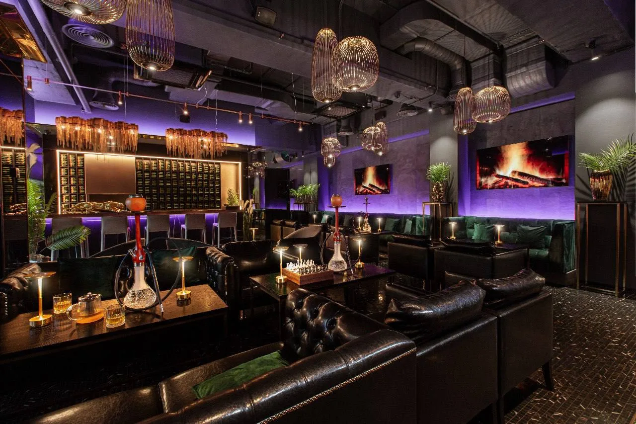 Leto Lounge Dominion приглашает на работу помощника кальянного мастер.