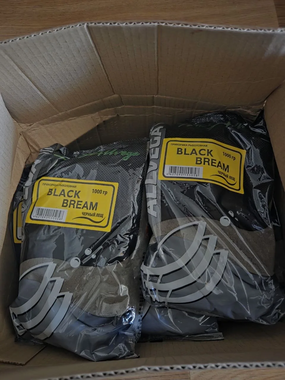 Всем здравствуйте! Продам прикормку Team Allvega. 15 пачек Black Bream и 6 пачек Bream....