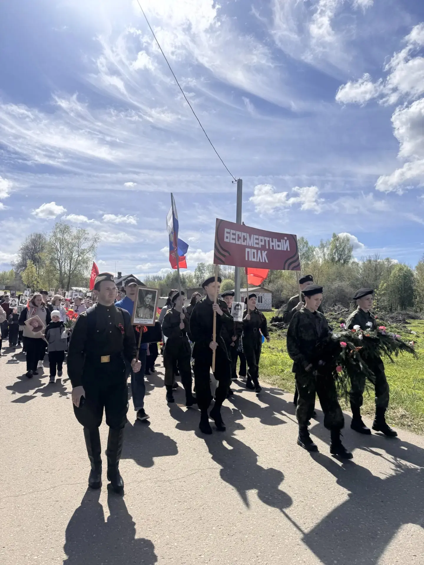 Великий май, святая Победа!