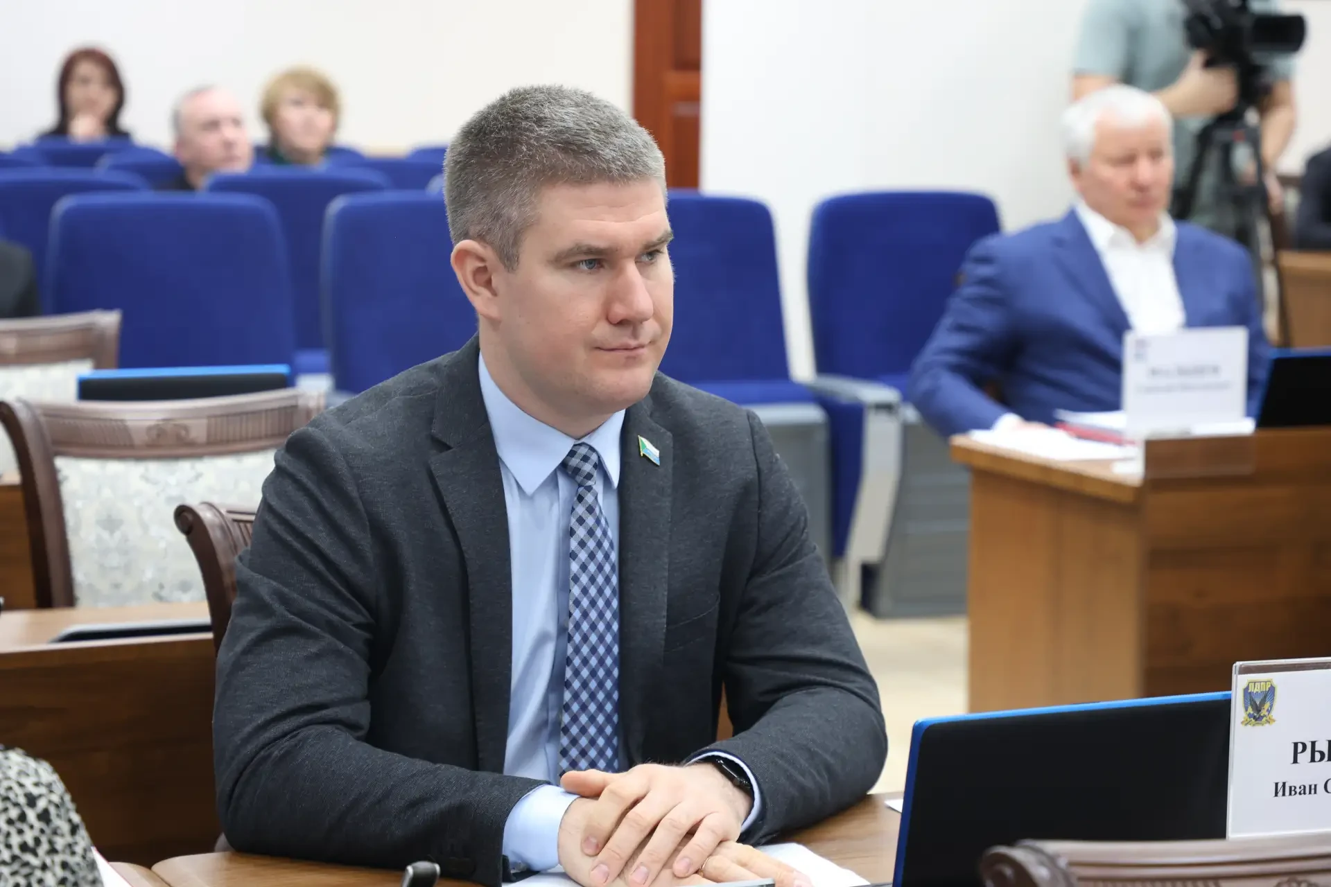 Депутат Законодательной Думы Хабаровского края Иван Рыбин: платная парковка лишь один и...