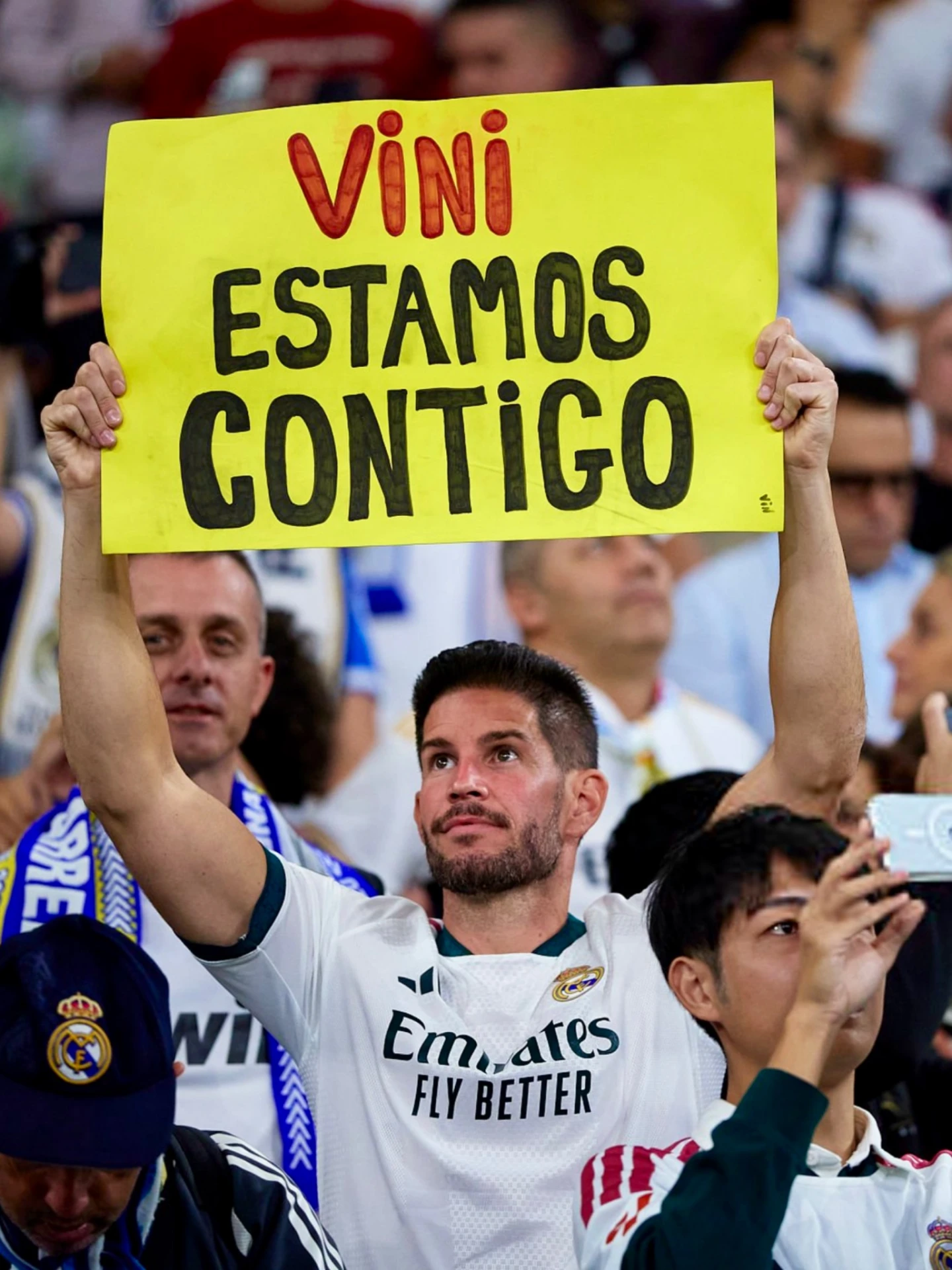 🗣️🇧🇷 Фанат: «Вини, мы с тобой»