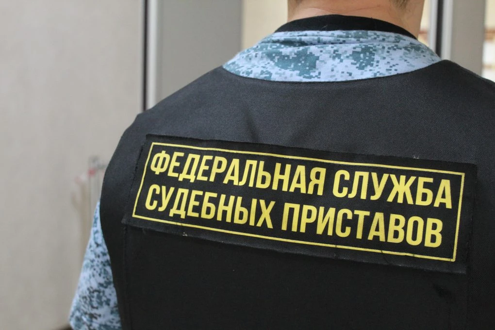 Приставы Сыктывкара принудительно доставили больного в тубдиспансер