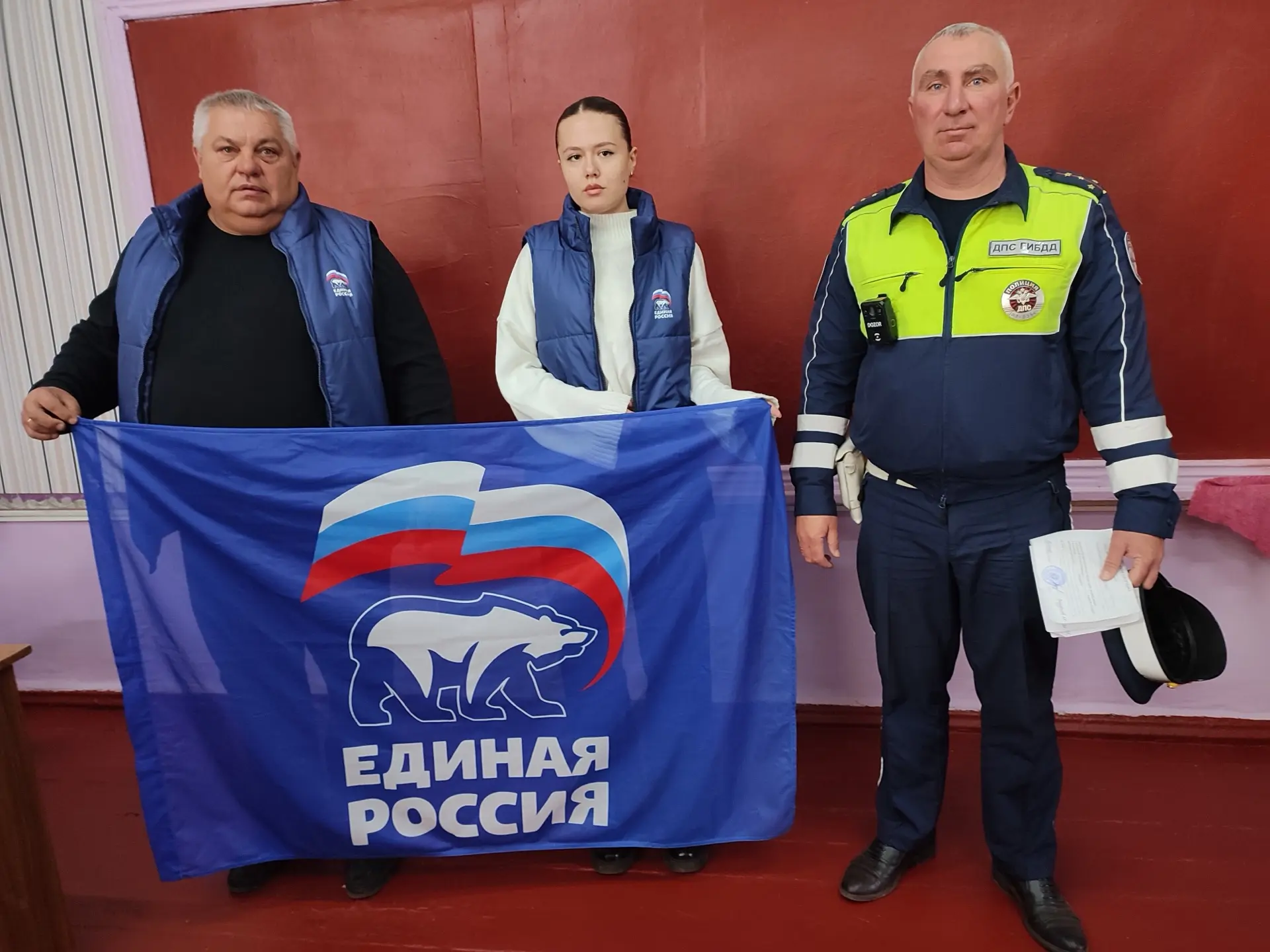 🚦 Провёл урок ПДД для школьников Краснолучского УВК №4 «Надежда»