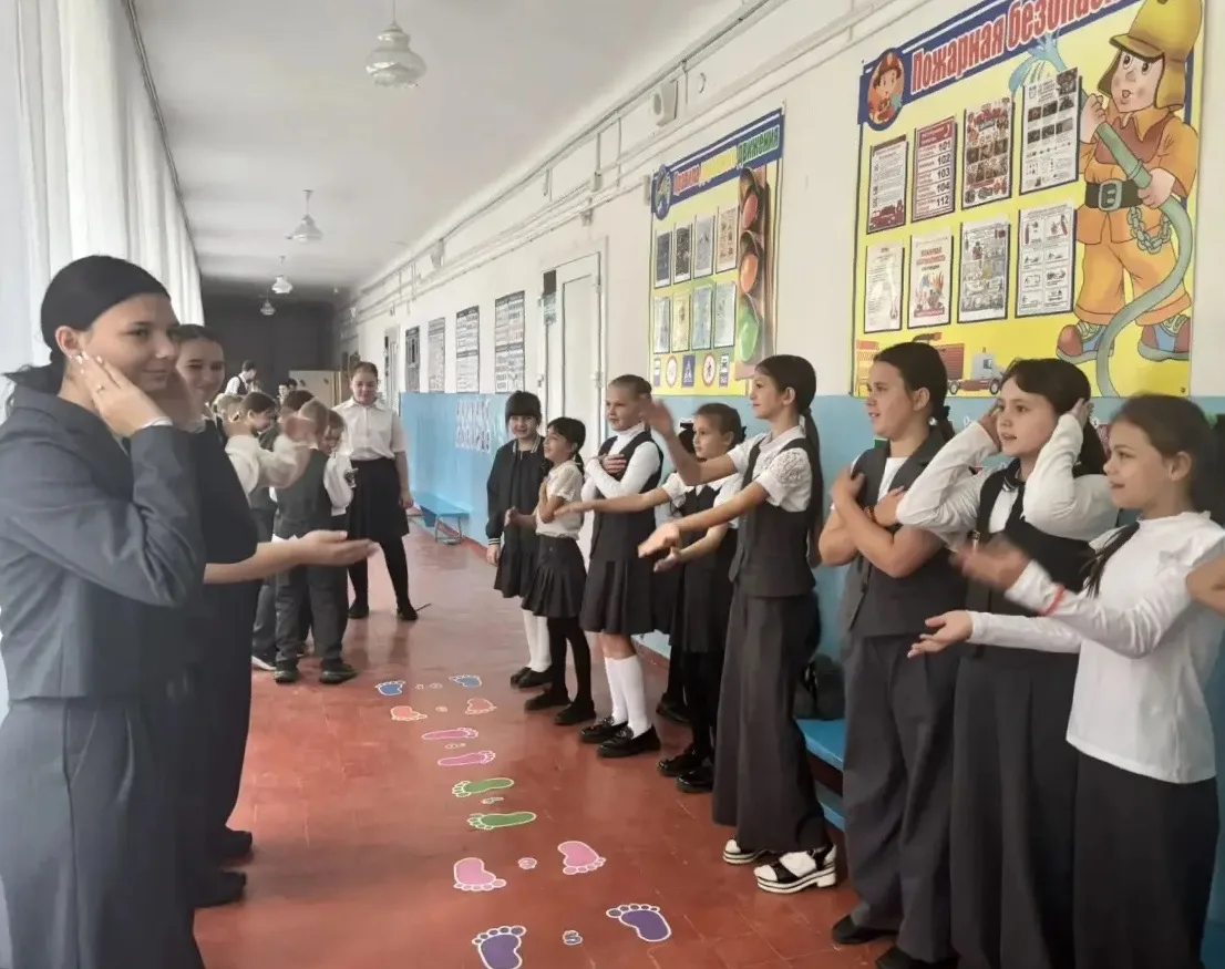 💃🕺 ТАНЦЕВАЛЬНАЯ ПЕРЕМЕНА ОТ ЛИДЕРОВ ШКОЛЫ! 💃🕺