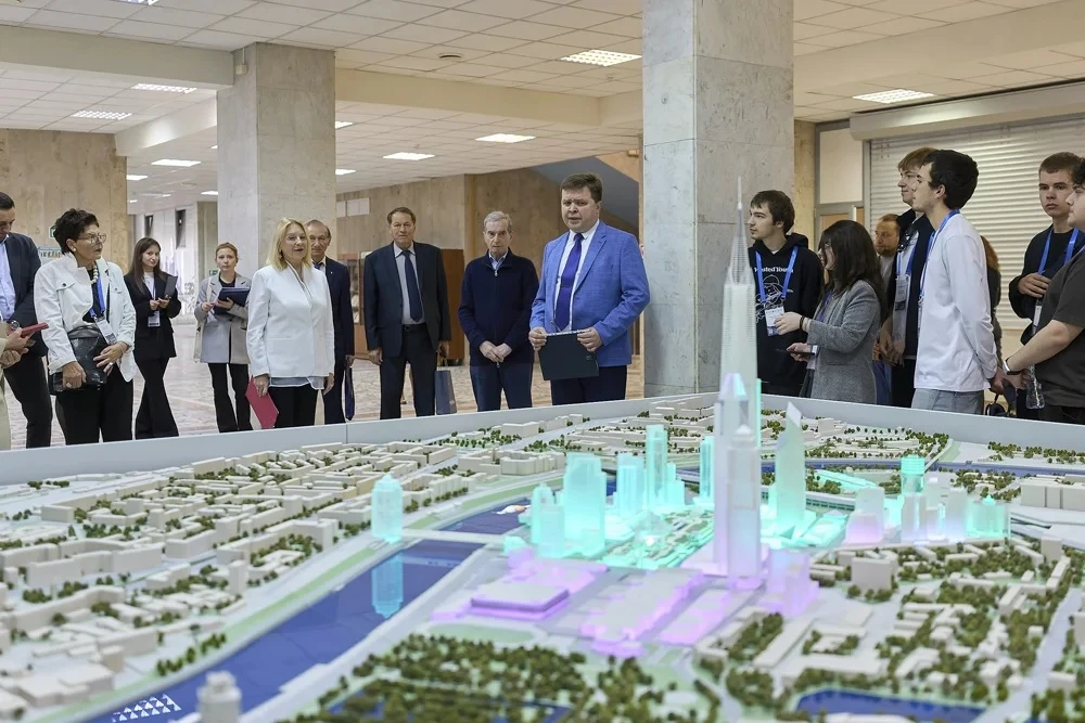 🏙️Сквозь века: в НИУ МГСУ спрогнозировали, каким будет небоскреб 2125 года