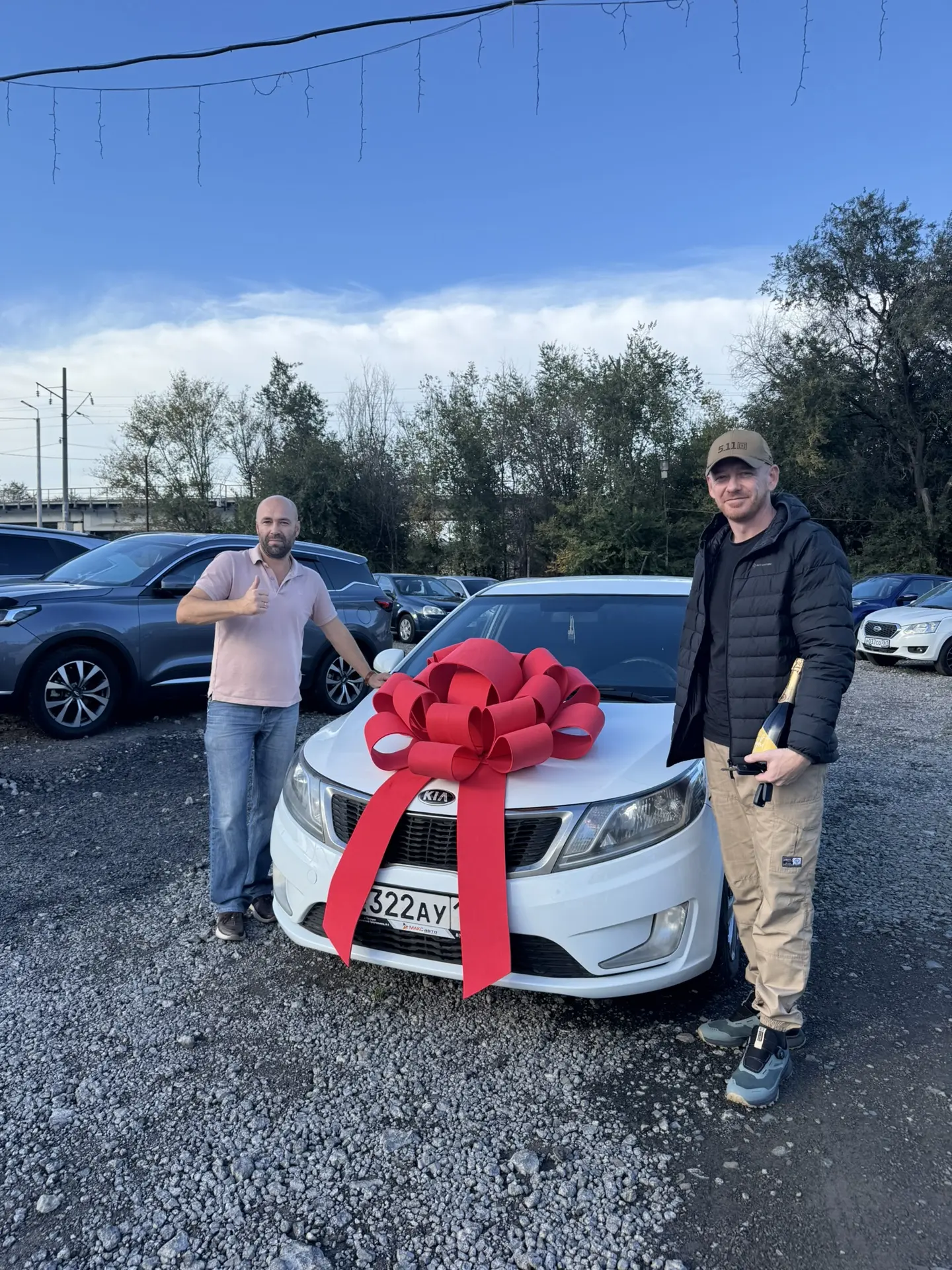 🚘 Поздравляем Олега и Наталью с приобретением автомобиля Kia Rio🚘