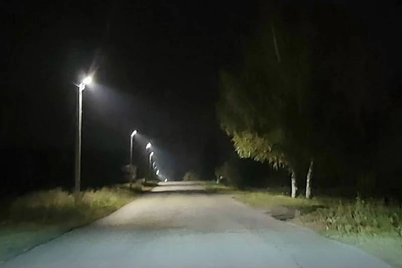 💡Благодаря инициативе жителей в Стрельцах сделали освещение на улице Урожайной