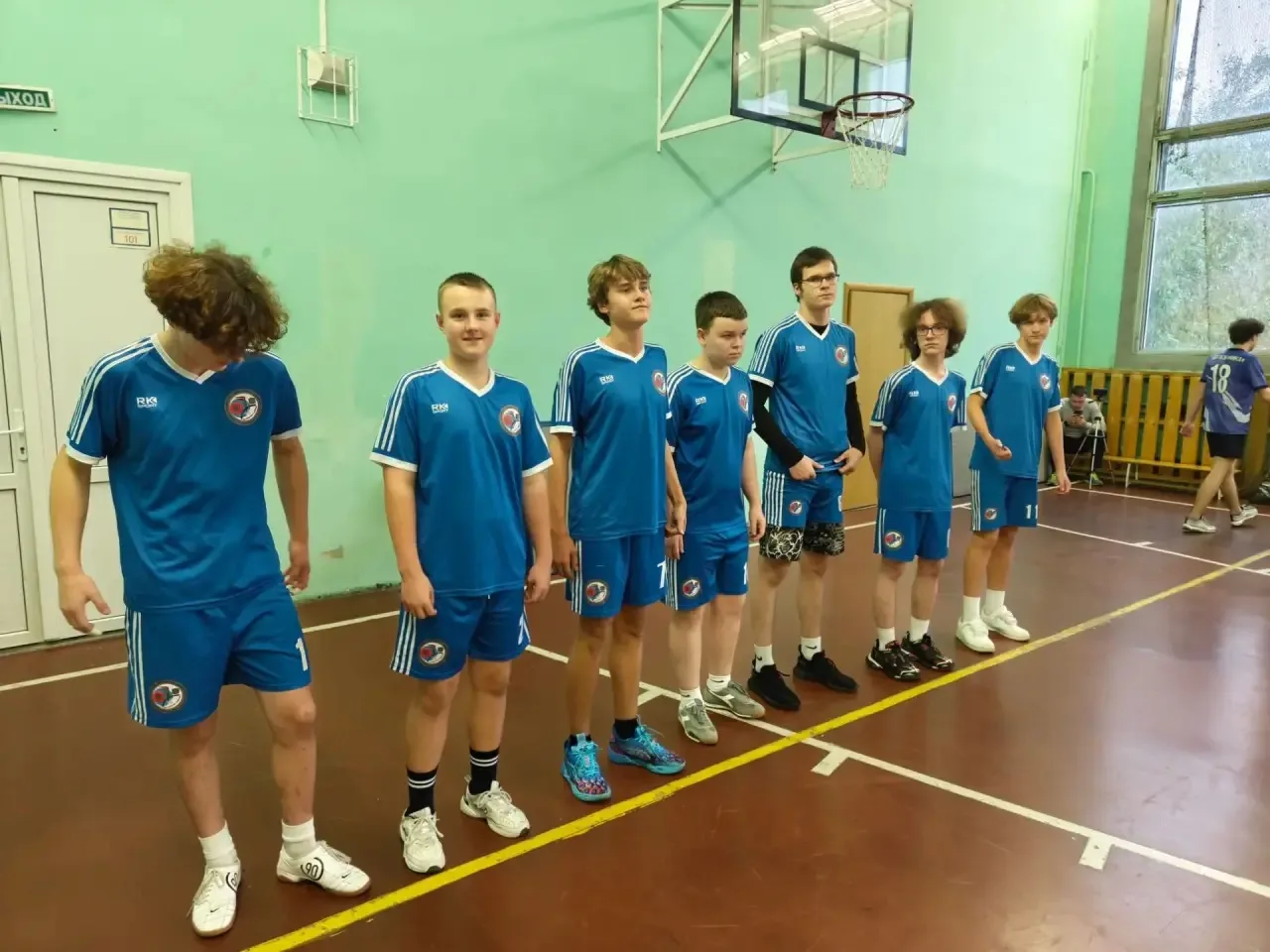 🏐 Команда Школы 878 приняла участие в межрайонных соревнованиях по волейболу в рамках ...