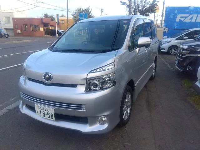 🚗 Toyota 2008