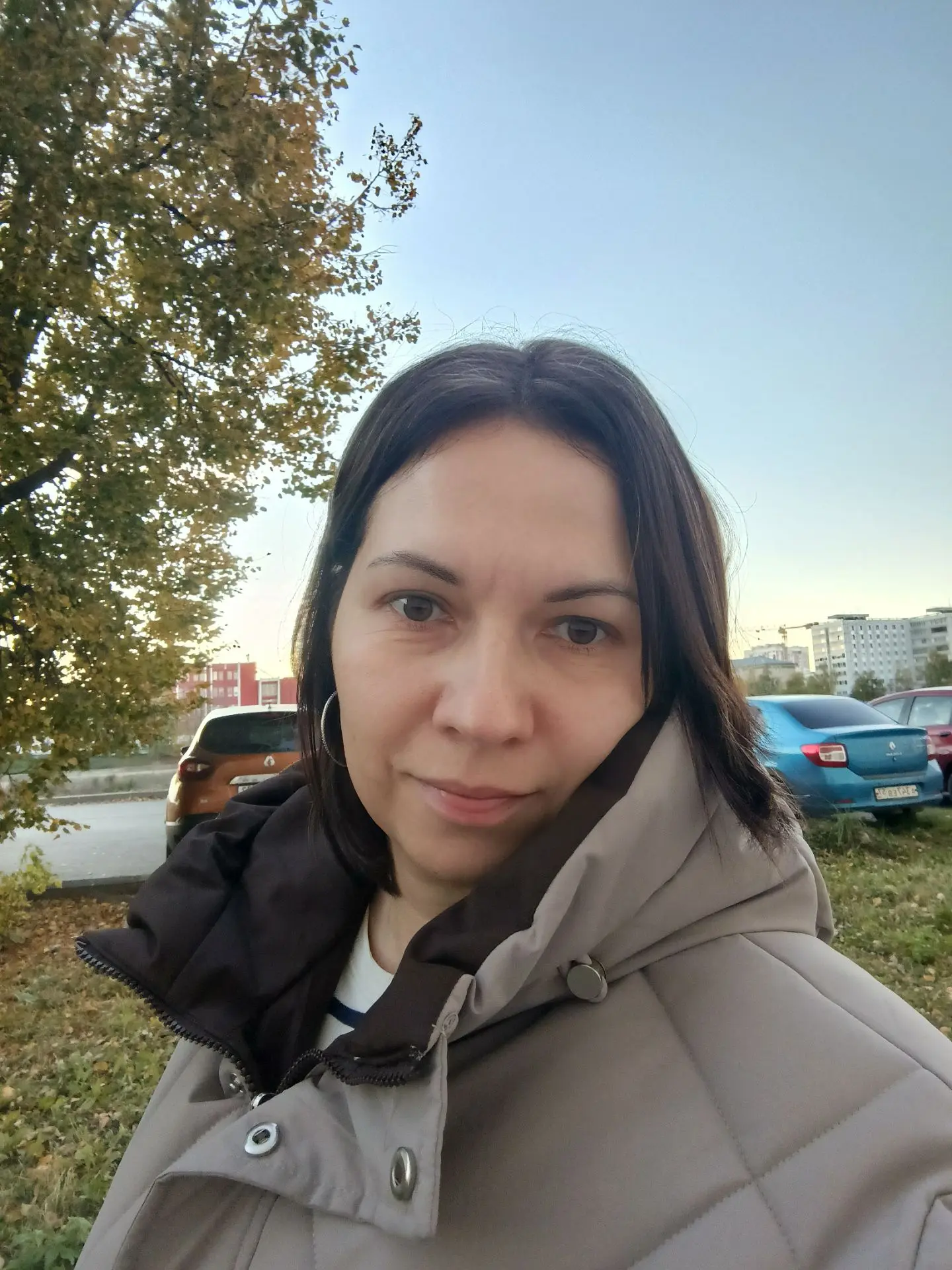 С младшей дочкой устроили себе вечернюю прогулку по Набережной 🥰