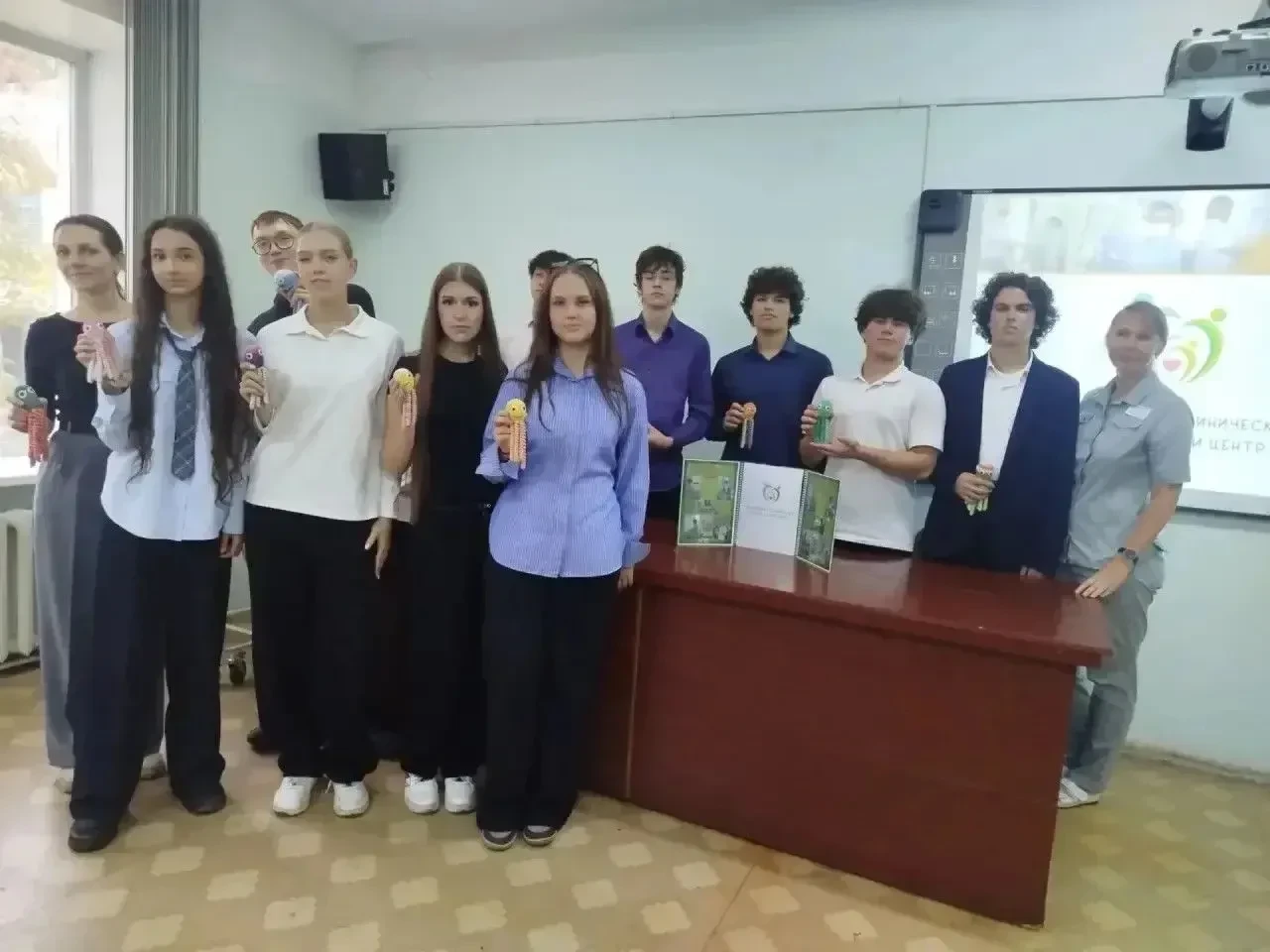 🎓 Омские школьники примерили на себя профессию врача