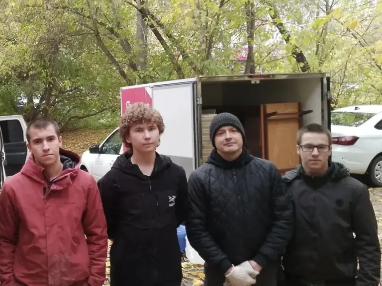 Пенсионерке помогли переехать в новую квартиру
