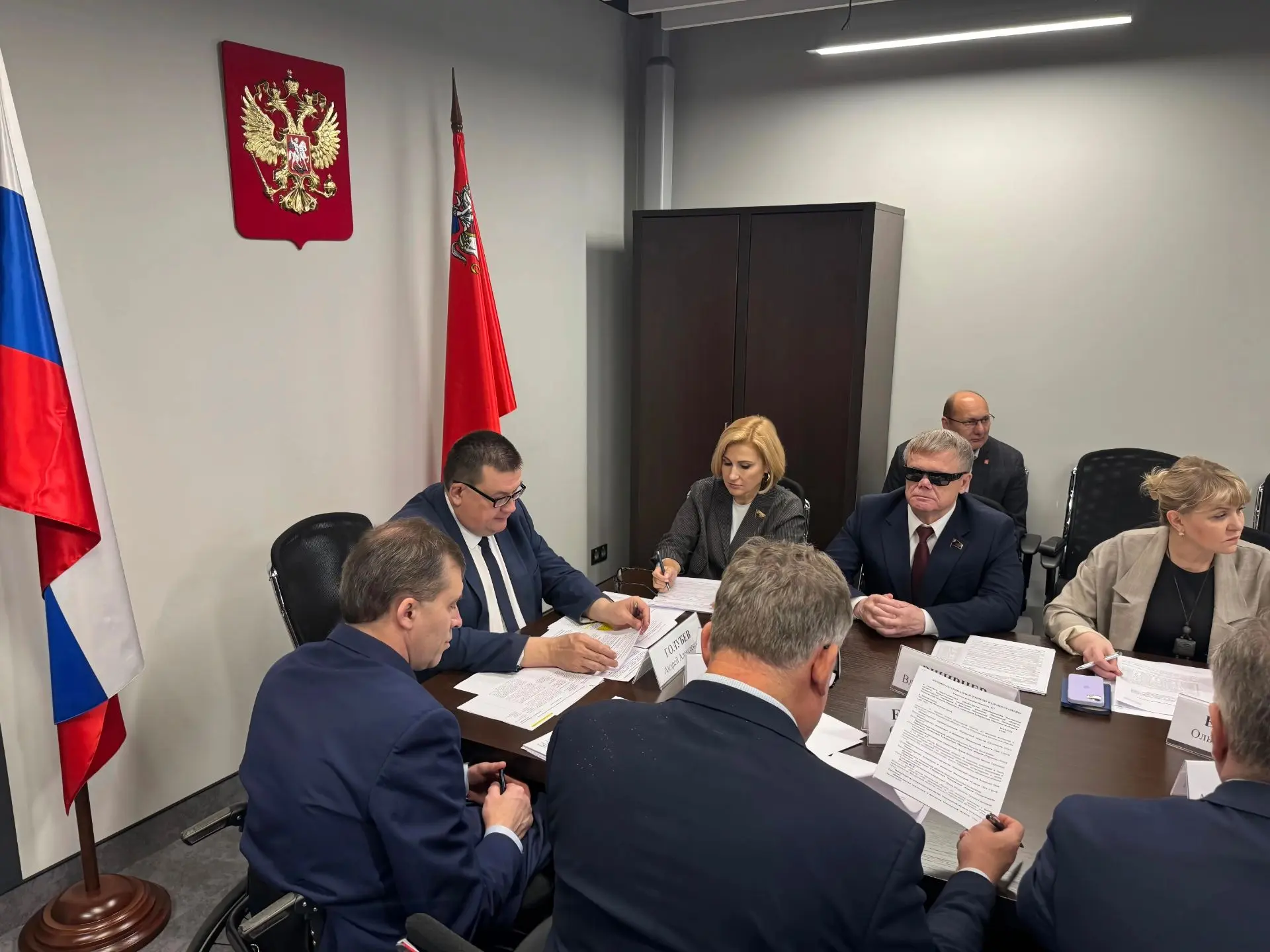 Заседание комитета по соцполитике и здравоохранению.