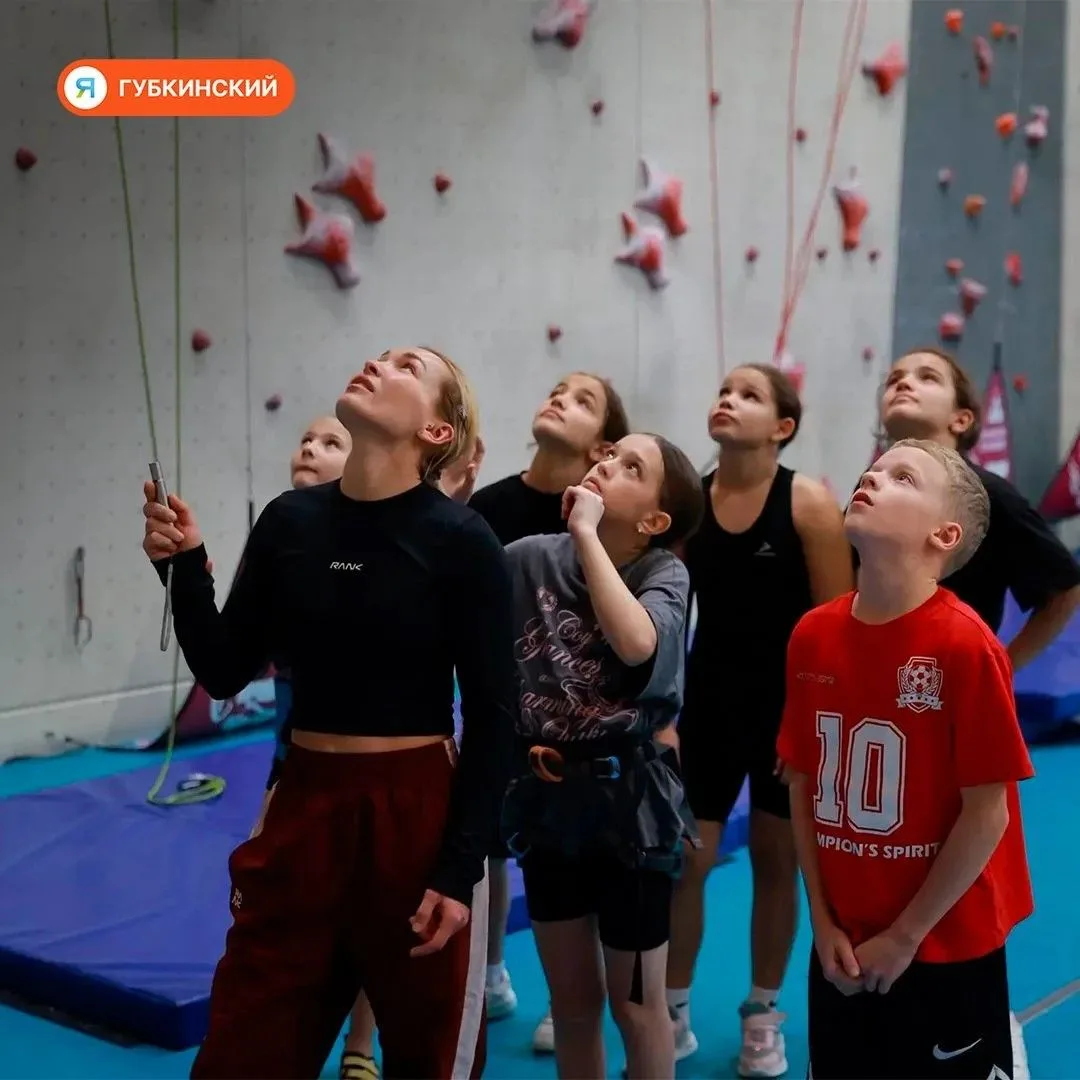 Губкинцы, вы видели это? На нашем скалодроме творилась настоящая магия! Здесь показывал...