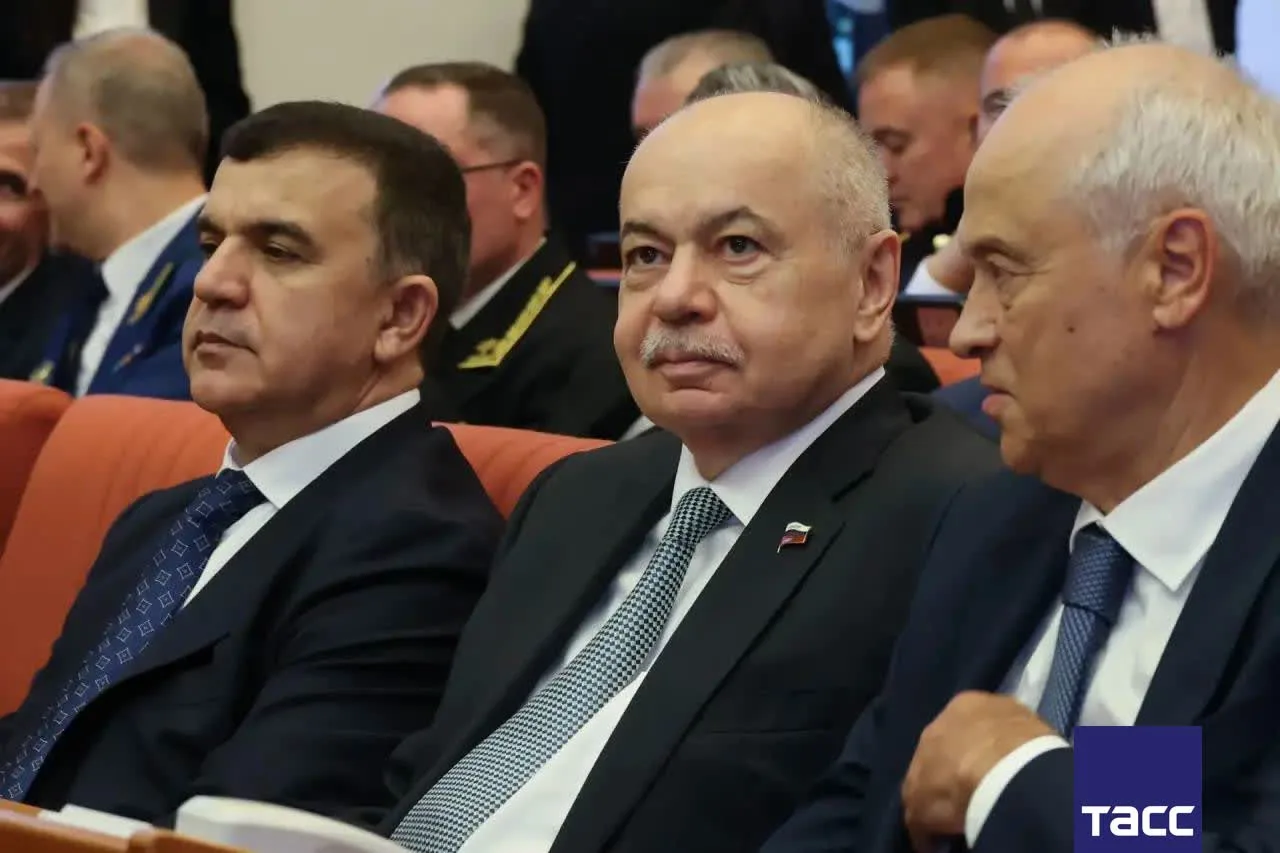 📃 Вступивший в должность глава Дагестана Федор Щукин наделил полномочиями сенатора от ...