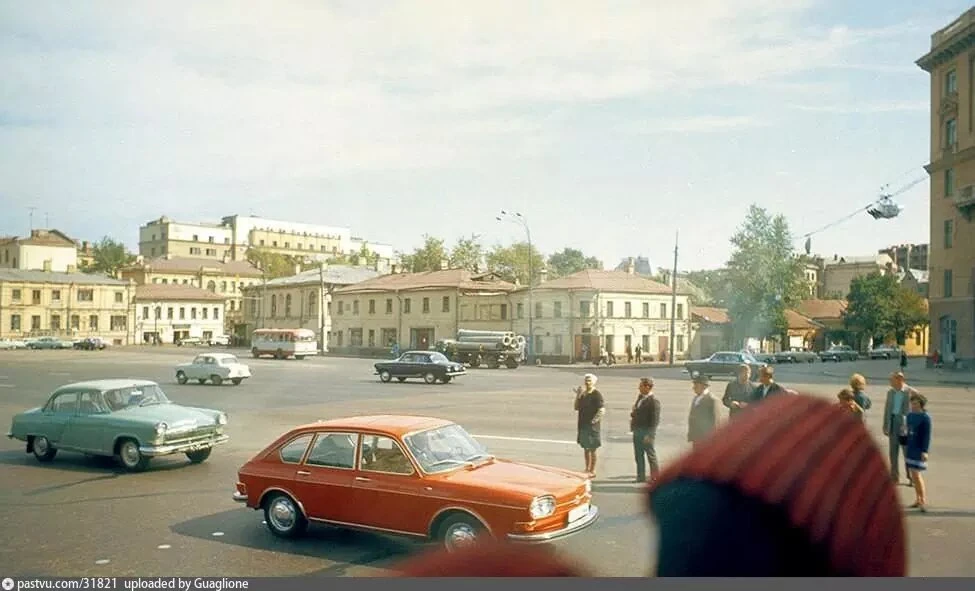 Площадь Восстания 1970
