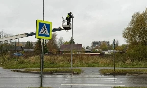 🚧 На переходах Новгорода добавляют свет