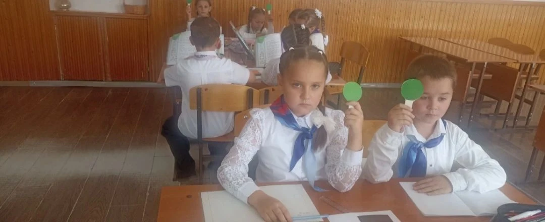 13 октября во 2" А"классе состоялся открытый урок по математике. Занятие прошло в увлек...