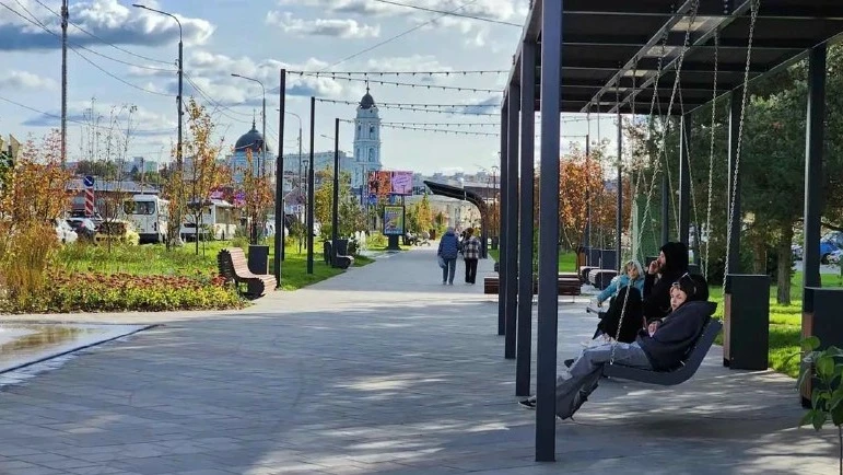 🌳 В Ногинске открыли обновлённый Богородский бульвар с фонтанами, качелями и зонами от...